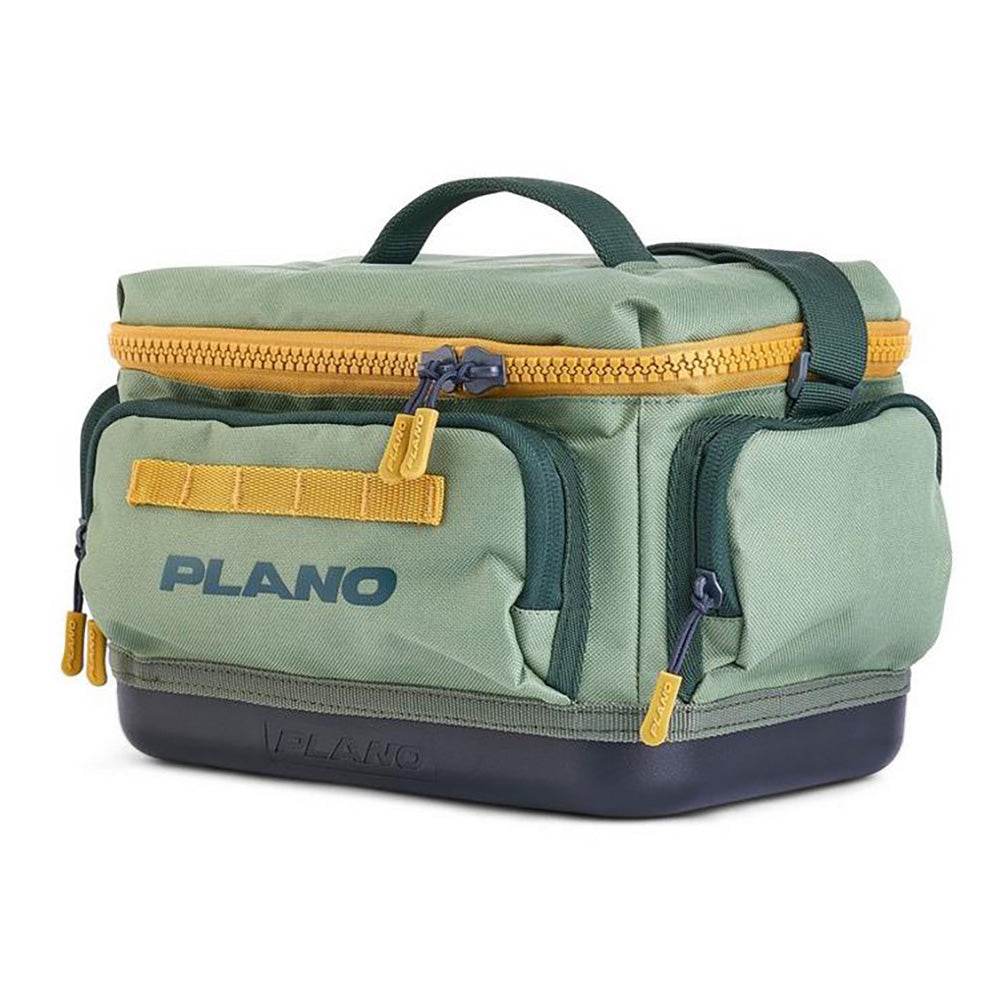 Suncoast Marine and Auto offers Plano Weekend Tackle Bag 3500 - Moss - PLAWKND3500GBTBMOSS [P000160]