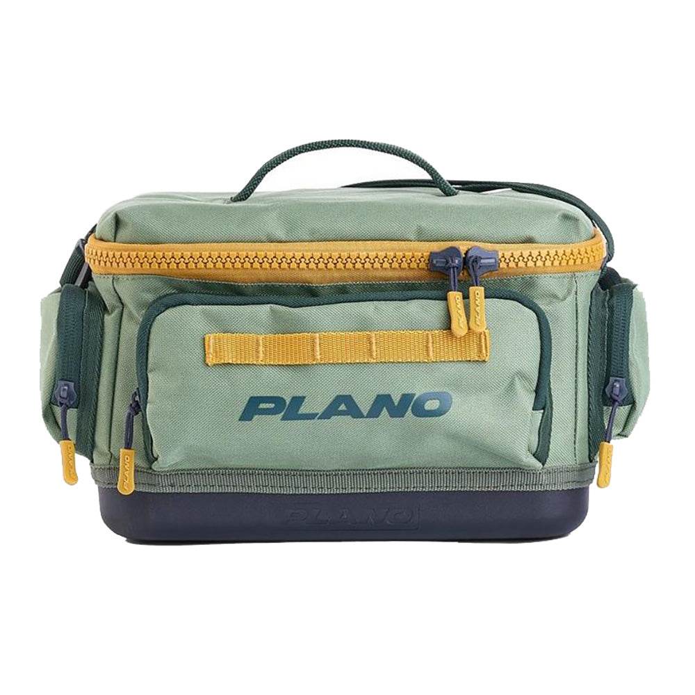 Suncoast Marine and Auto offers Plano Weekend Tackle Bag 3500 - Moss - PLAWKND3500GBTBMOSS [P000160]