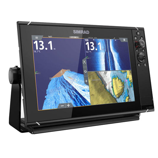 Suncoast Marine and Auto offers Simrad NSS7 evo3 Chartplotter/Fishfinder with Insight Charts [000-13233-001]